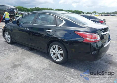 2013 Nissan Altima 2.5 Sv z USA, uszkodzony, nr VIN 1N4AL3AP8DC137173